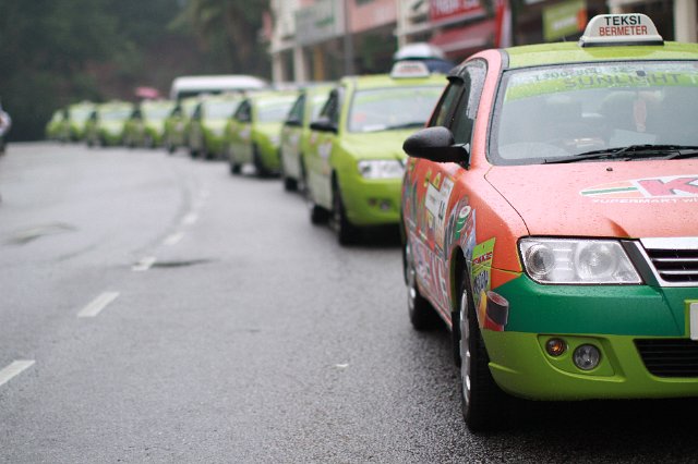 Taxi-booking app space heats up; Sunlight to launch its own