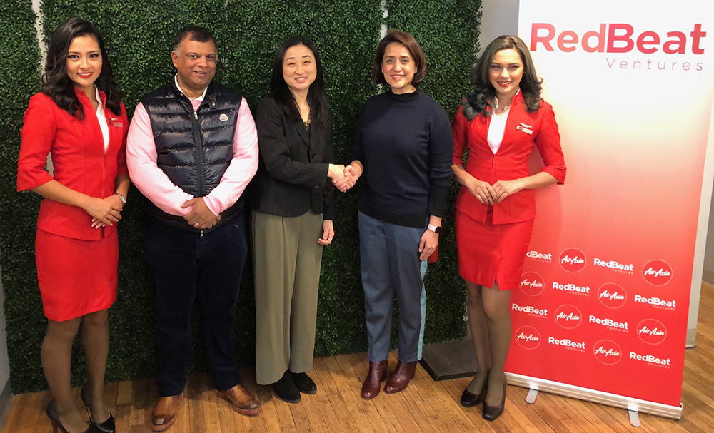 (From 2nd right) AirAsia Group CEO Tony Fernandes; 500 Startups CEO and co-founder Christine Tsai;  AirAsia Deputy Group CEO (Technology and Digital) Aireen Omar 