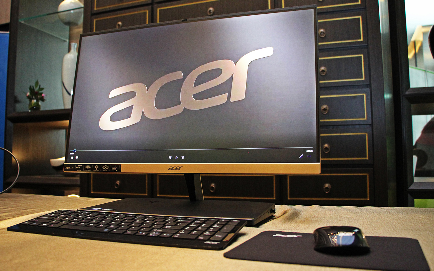 Acer unveils super slim All-In-One desktop