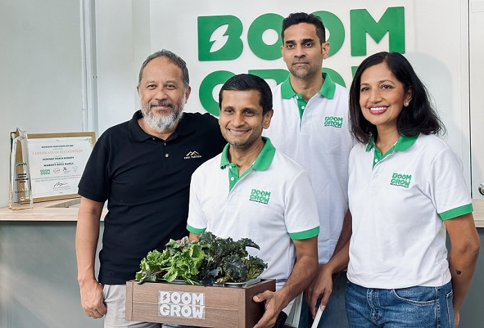 (L 2 R): Jamaludin Bujang of Gobi Partners with BoomGrow founders, Murali Krishnamurthy; Shan Palani (back); Dr Jay Desan.