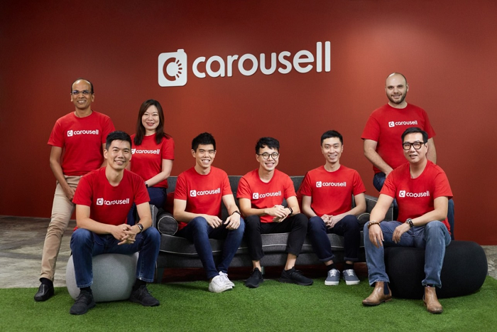 (L-R, seated) Carousell  Regional Team: SVP of Growth & Strategy JJ Chia, VP of Operations Tan Su Lin, Cofounders Quek Siu Rui (also CEO), Marcus Tan, and Lucas Ngoo, CCO Lewis Ng. (Far left, standing) CFO Rakesh Malani and (far right) CTO Igor Volynskiy  