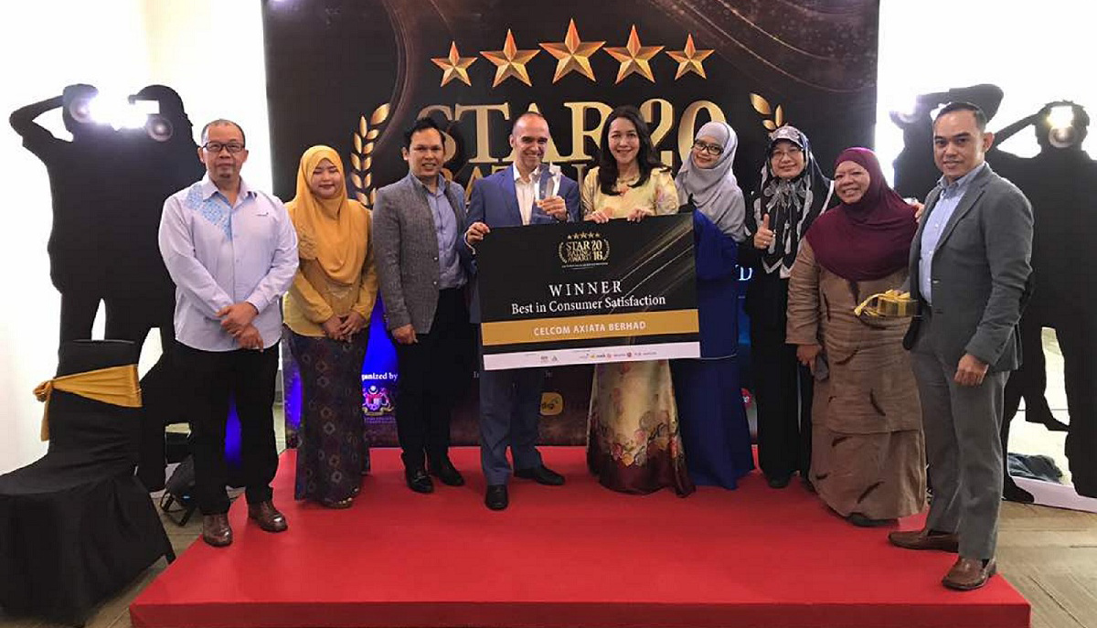 Celcom receives ‘Best Consumer Satisfaction Award’ from MCMC