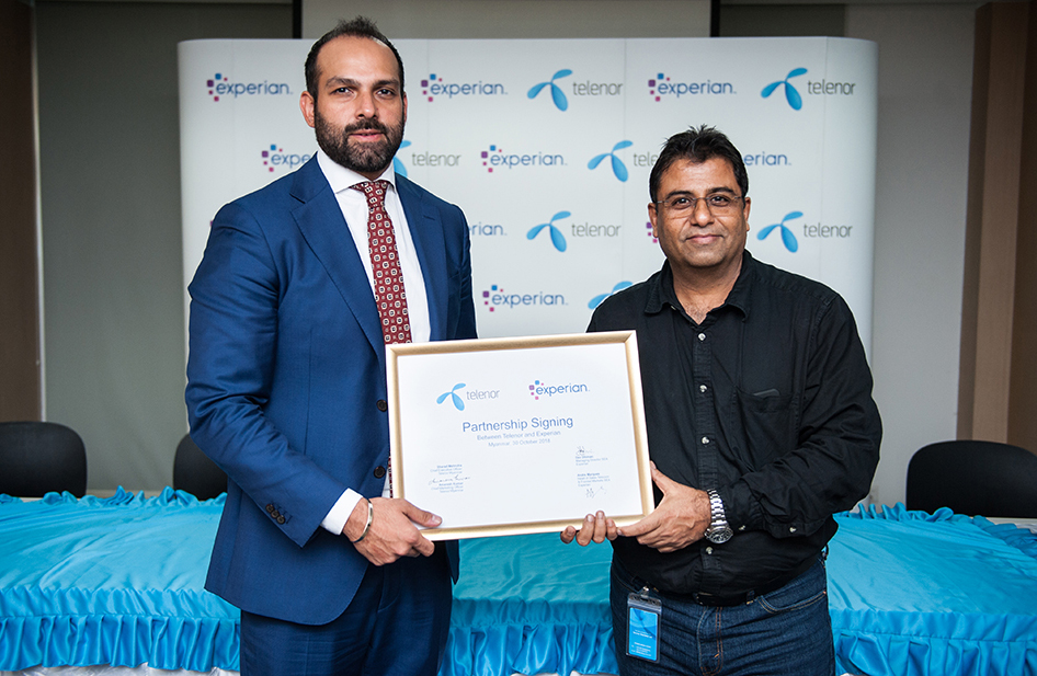 Experian Southeast Asia & Emerging Markets MD Dev Dhiman (left) with Telenor Myanmar CMO Amaresh Kumar
