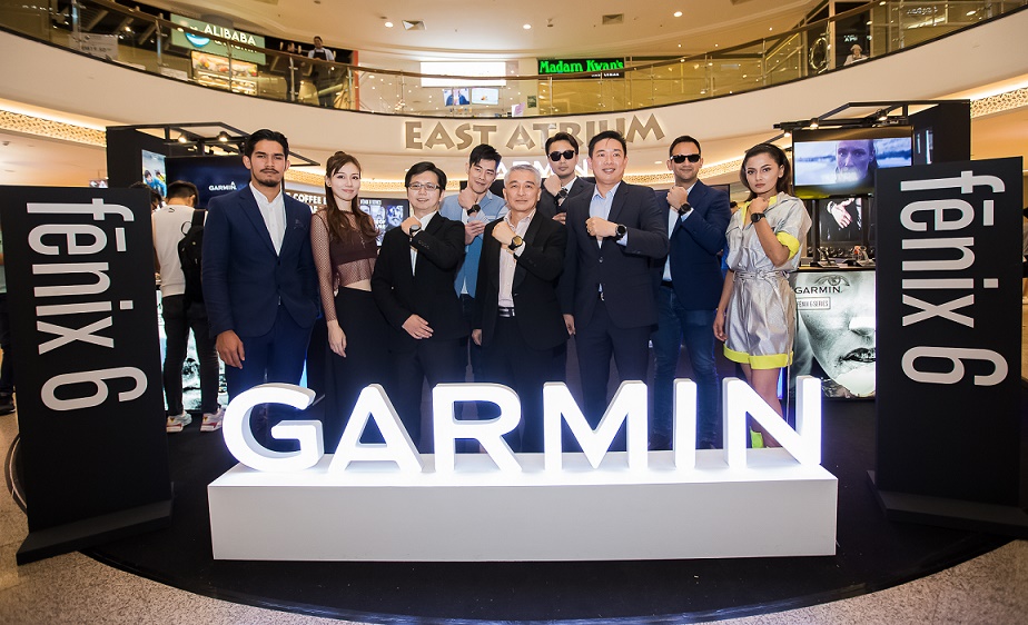 Garmin Southeast Asia product manager Ivan Lai (3rd left) at the launch of the new fenix 6 lineup