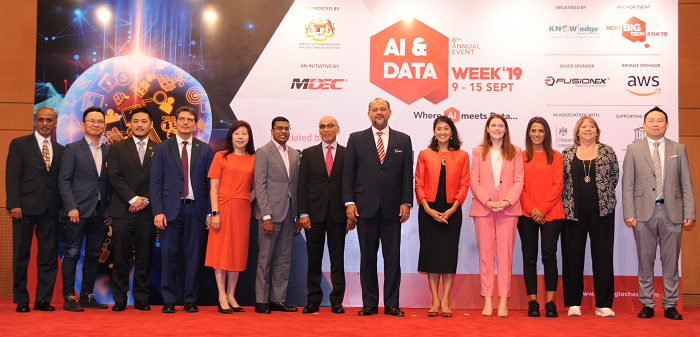 Gobind Sing Deo,( centre of pix) with other parties at the launch of AI & data week.