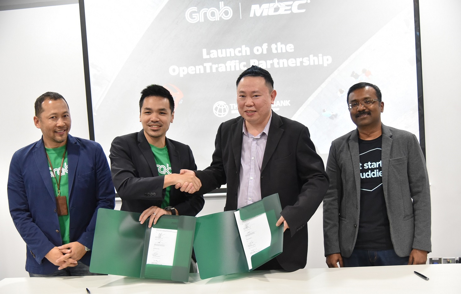 Grab, MDEC, World Bank Group Launch OpenTraffic platform to combat local traffic woes