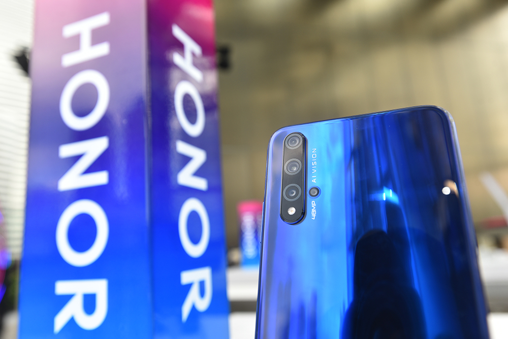 Amidst uncertain times, the Honor 20 launches in Malaysia 