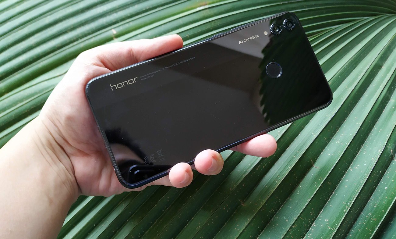 Review: Honor 8X tempts with big screen, storage