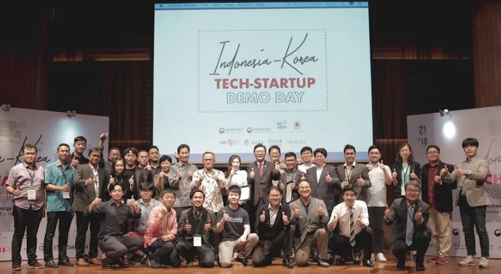 Representatives of the startups at Indonesia-Korea Tech-Startup demo day in Jakarta