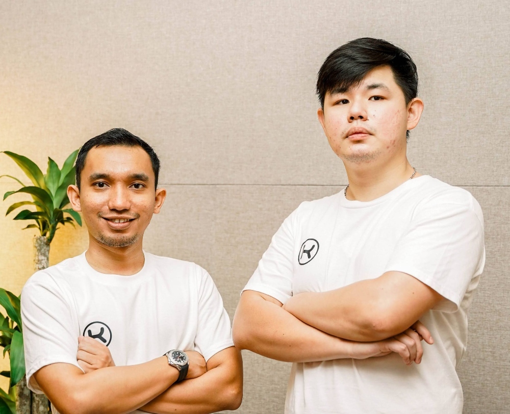 Mahadhir Yunus, CEO, Krenovator (left) and-Calvin Lim, COO, Krenovator