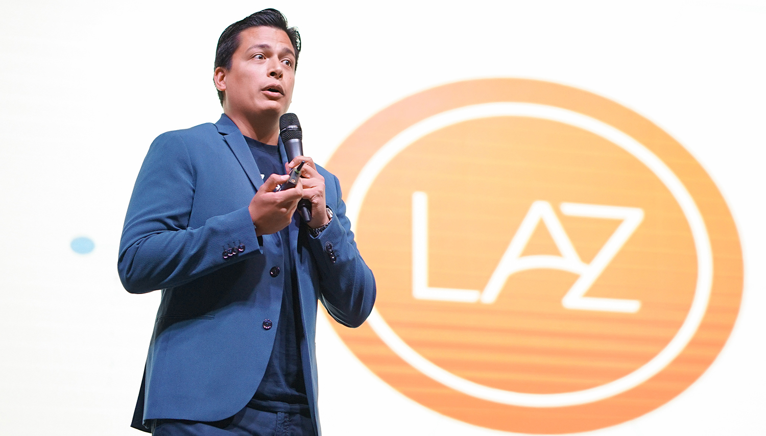 Lazada launches #EveryoneCanSell, aims to attract 50,000 new merchants: Page 2 of 2