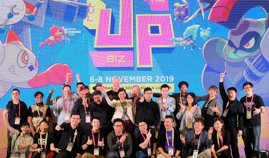 MDEC CEO Surina Shukri (second row, sixth from left) with MDEC Digital Creative Content VP Hasnul Hadi Samsudin (second, fifth from left) and Larian Studios co-founder and CEO Swen Vincke (top row, fourth from left)