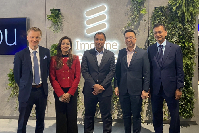 (Left to RIght) - Ericsson Malaysia, Sri Lanka & Bangladesh head, David Hägerbro; MRANTI CEO, Dzuleira Abu Bakar; DNB COO, Nasution Mohamed; Chang Lih Kang, and Mohd Nor Azman Hassan.