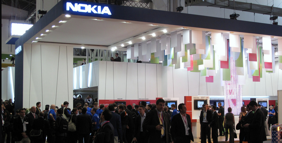 Revival of the brands: Nokia and BlackBerry