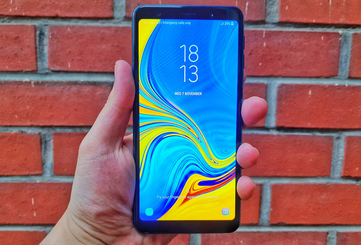 Review: Samsung's attempt to conquer mid-range fails