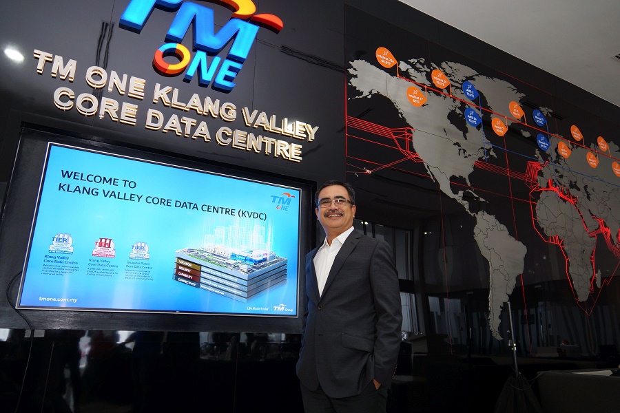 TM One chief executive officer Azizi A Hadi launching the Klang Valley Core Data Centre