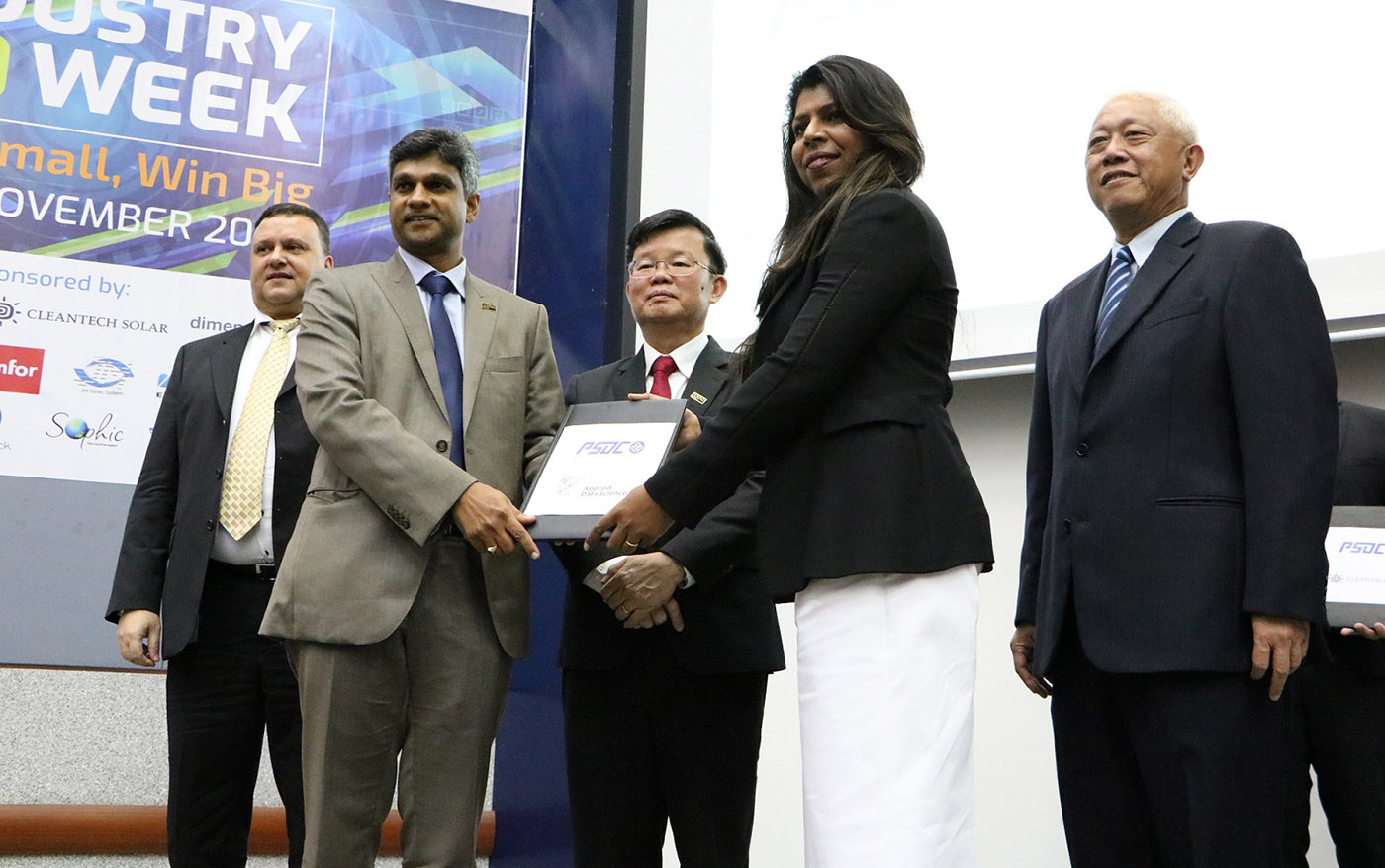 The MOU signed between CADS founder and CEO Sharala Axryd (2nd right), and PSDC CEO Muhammad Ali Hajah Mydin (2nd left), witnessed by Penang Chief Minister Chow Kon Yeow (3rd left), involves data science-related initiatives to make Penang a Data-Driven State