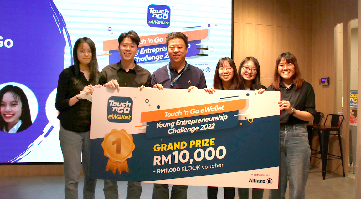 Team Leh Go, the winner of the grand prize winner of the Young Entrepreneurship Challenge 2022
