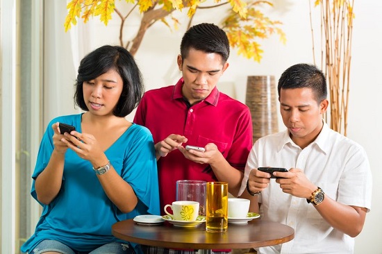 Vserv and XL Axiata in mobile advertising pact