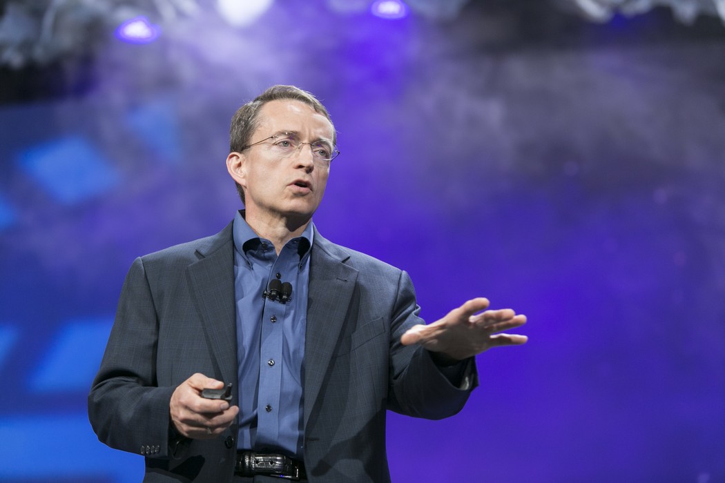 Hedging its bets, VMware embraces brave new IT world