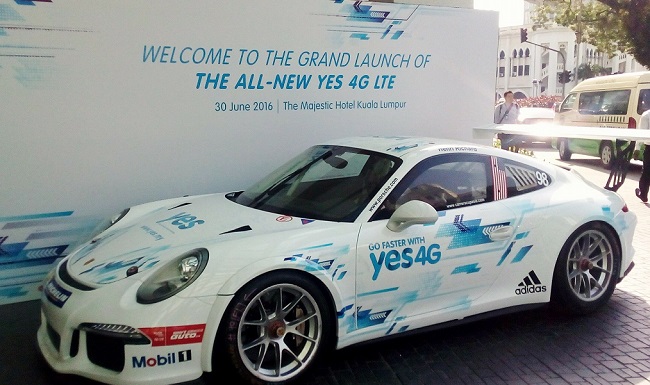 YES is back in the race, first to launch VoLTE