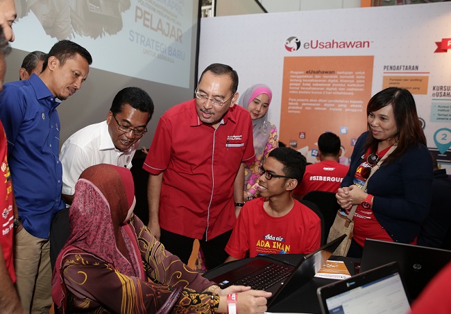 MDEC rolls out online income programmes in Terengganu under new campaign