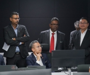 Fahmi Fadzil visits Axiata Cyber Fusion Centre, urges greater public-private links to raise cybersecurity capabilities