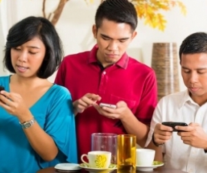 Connected consumers drive smartphone penetration in Malaysia: GfK