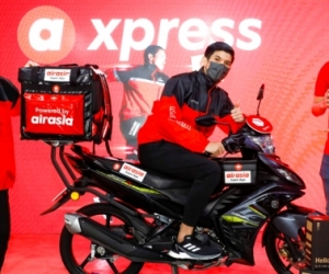 airasia xpress gets into parcel deliveries